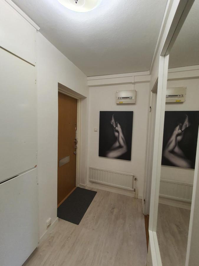 Close To The Metro And The Beach!!! With A View Of The Scandinavian Forest ستوكهولم المظهر الخارجي الصورة