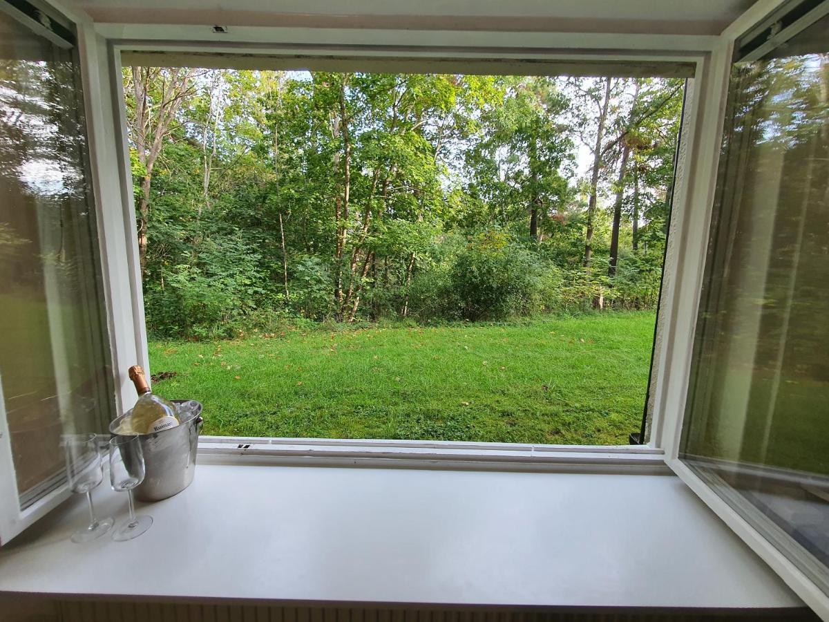 Close To The Metro And The Beach!!! With A View Of The Scandinavian Forest ستوكهولم المظهر الخارجي الصورة